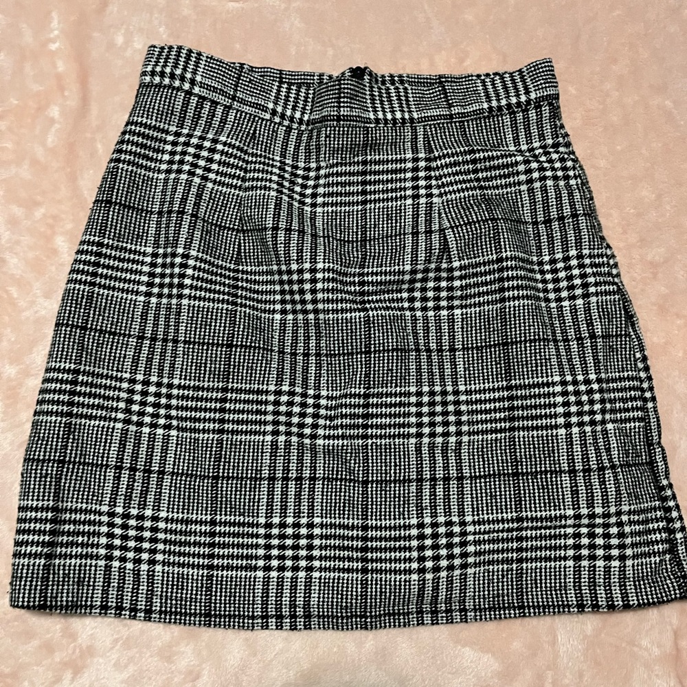 Black And White Skirt